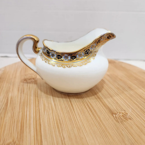 Aynsley China Creamer Fine English Bone China White Gold Handle Ornate - Picture 2 of 8